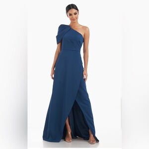Kay Unger Navy One-Shoulder Evening Gown